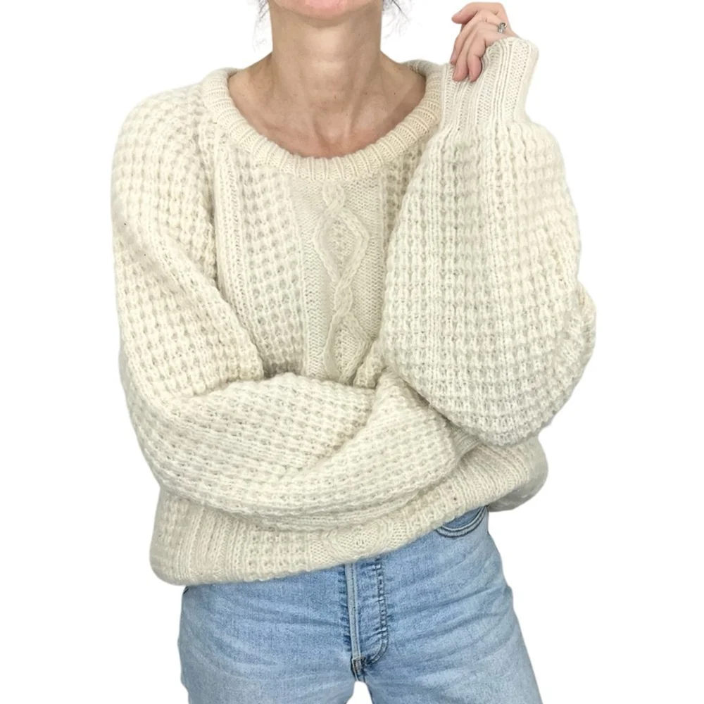 Vintage stunning wool